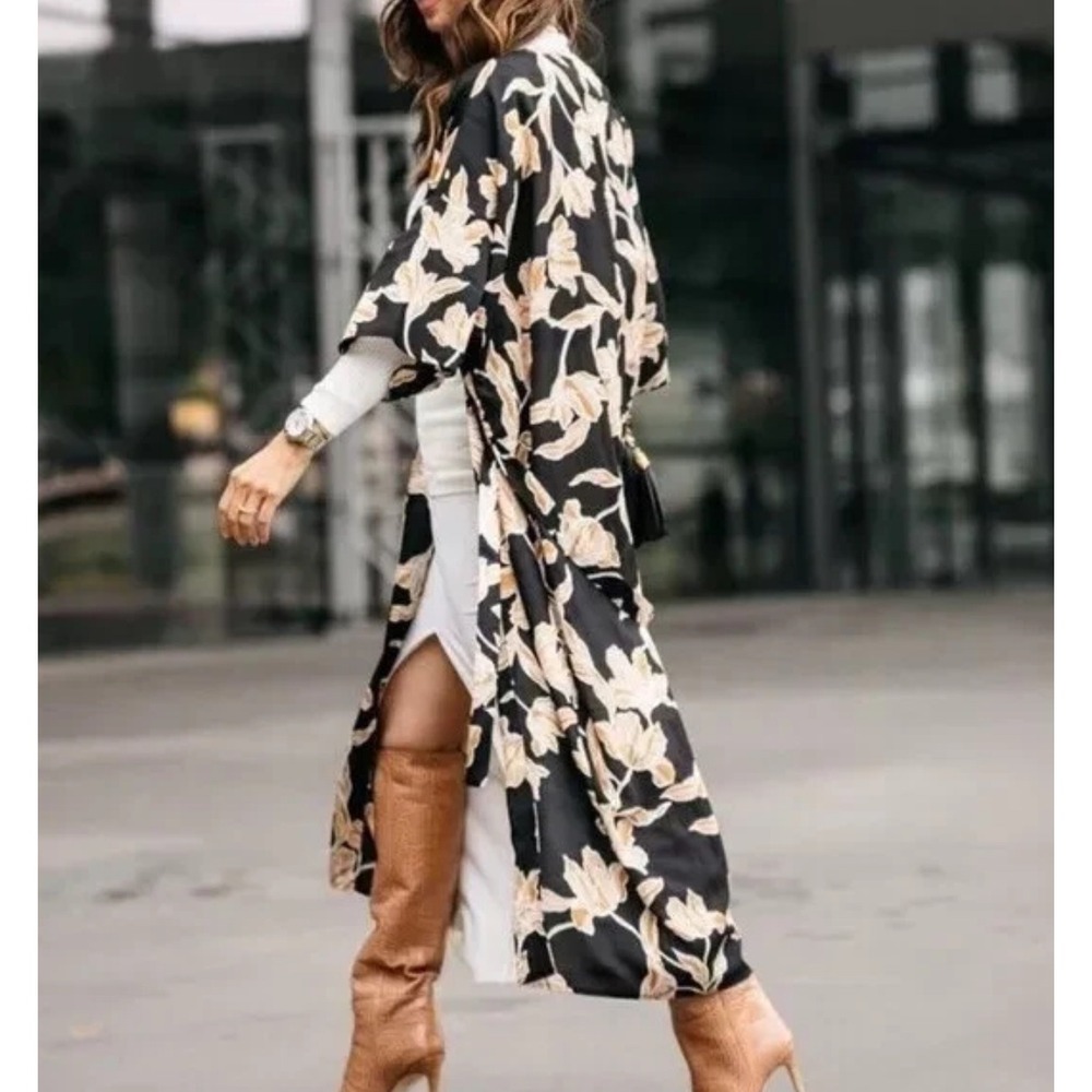 Anthropologie Maison du Soir Kimono Robe SM Black Gold Floral Bohemian Boho